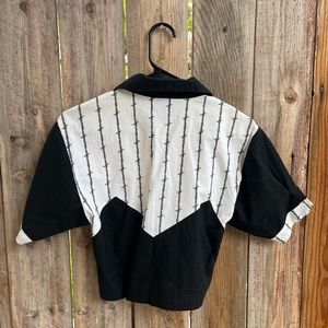 Vintage women’s western button up - size S